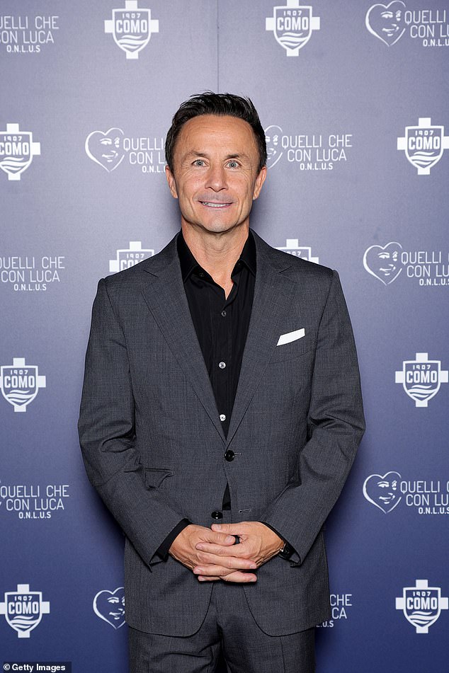 Dennis Wise has announced he is leaving Italian side Como after more than five years at the club