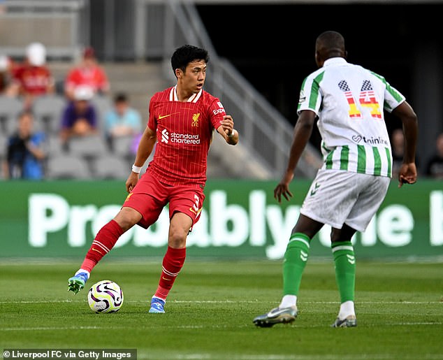 Wataru Endo struggled in midfield, highlighting the need for Liverpool to sign a No. 6