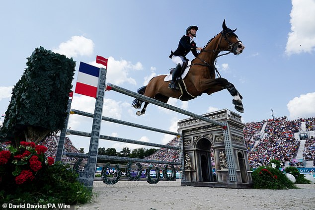 The British trio incurred only two penalty points in the final, fewer than any team in the contest