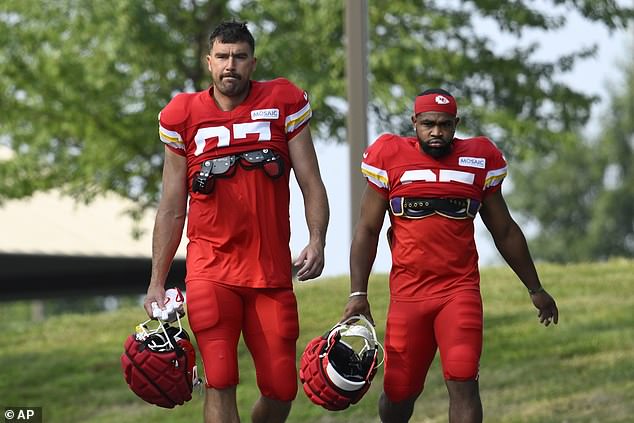 Travis Kelce has been helping Clyde Edwards-Helaire through dealing with PTSD