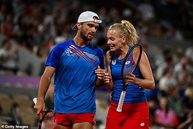 The Czech duo beat Chinese pair Zhang Zhizhen and Wang Xinyu 6-2 5-7 10-8 to win the event in Paris last night