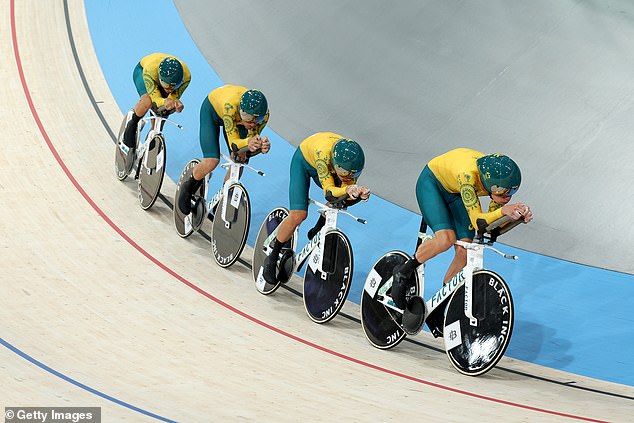 Australia's men's team pursuit has set a new world record in Paris