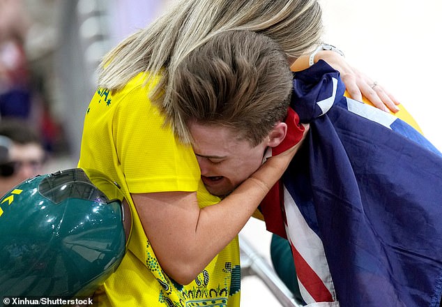 Matt Glaetzer broke down in his wife Nikki's arms after he finally overcame an Olympics hoodoo to secure bronze with the Aussie men's sprint cycling team