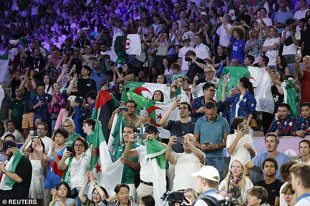 Khelif supported by Algerian fans at Roland Garros Stadium