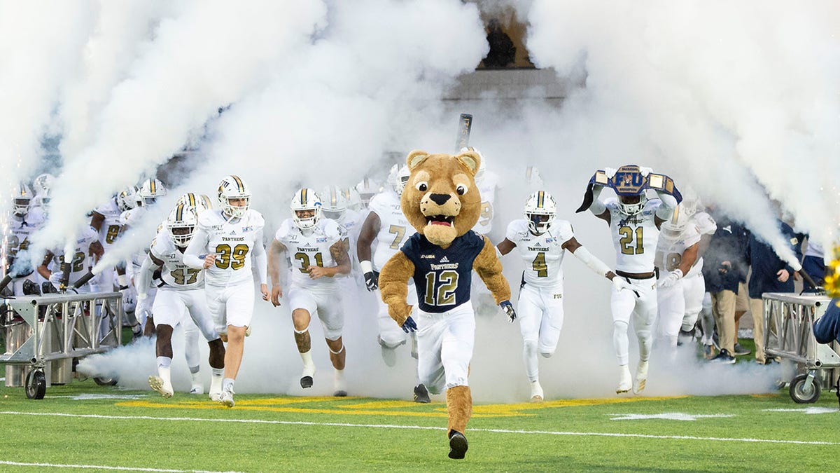 FIU Panthers run