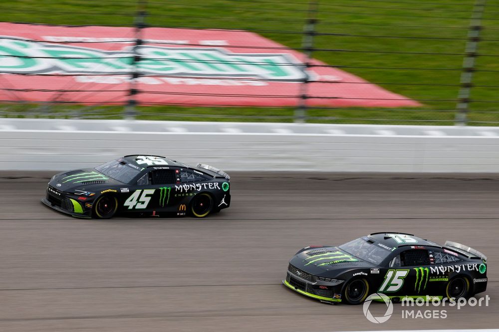 Tyler Reddick, 23XI Racing, Monster Energy Toyota Camry, Riley Herbst, Rick Ware Racing, Monster Energy Zero Sugar Ford Mustang